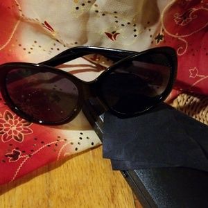 Large Frame Black Sunglasses